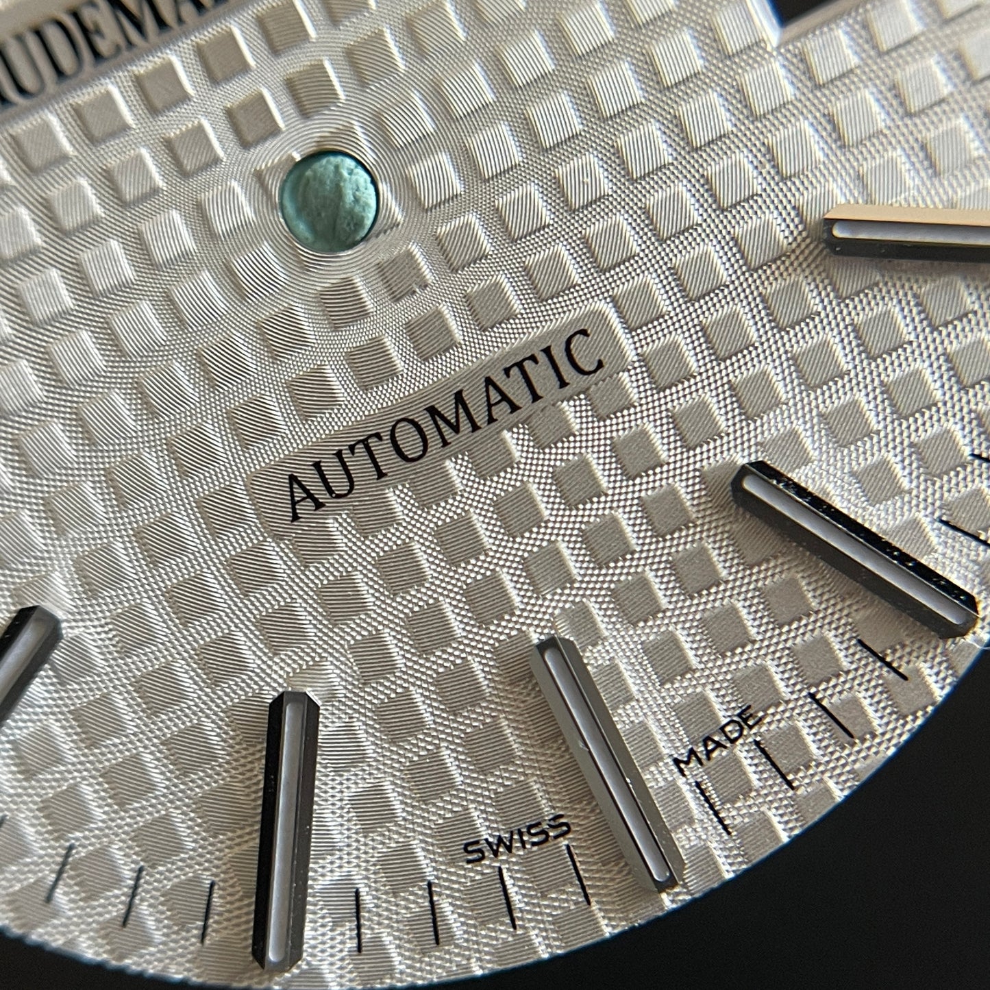 Authentic White Dial Audemars Piguet 15400 Royal Oak