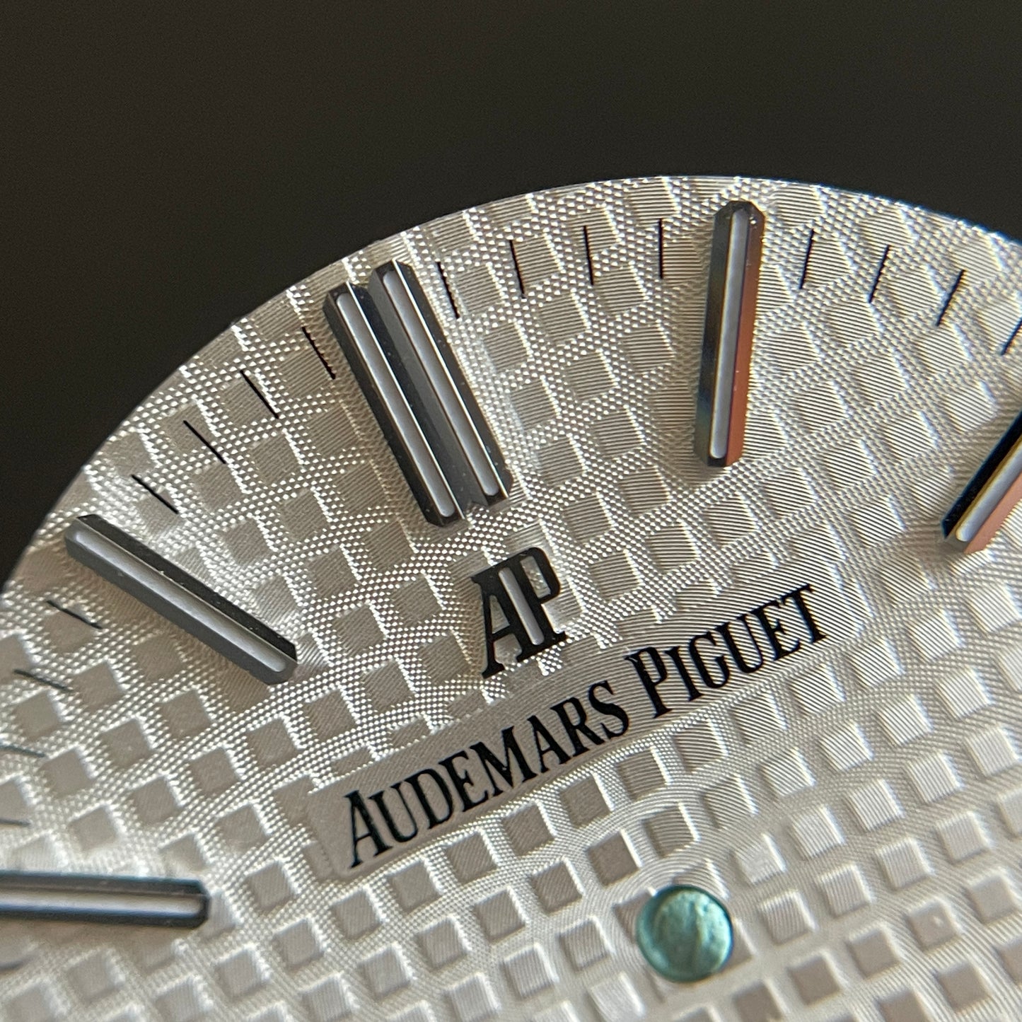 Authentic White Dial Audemars Piguet 15400 Royal Oak