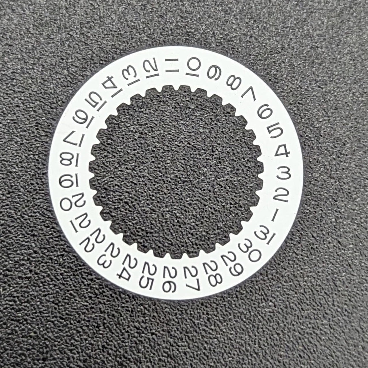 3235 / 3285 Date Disc / Calendar (small version) - Original