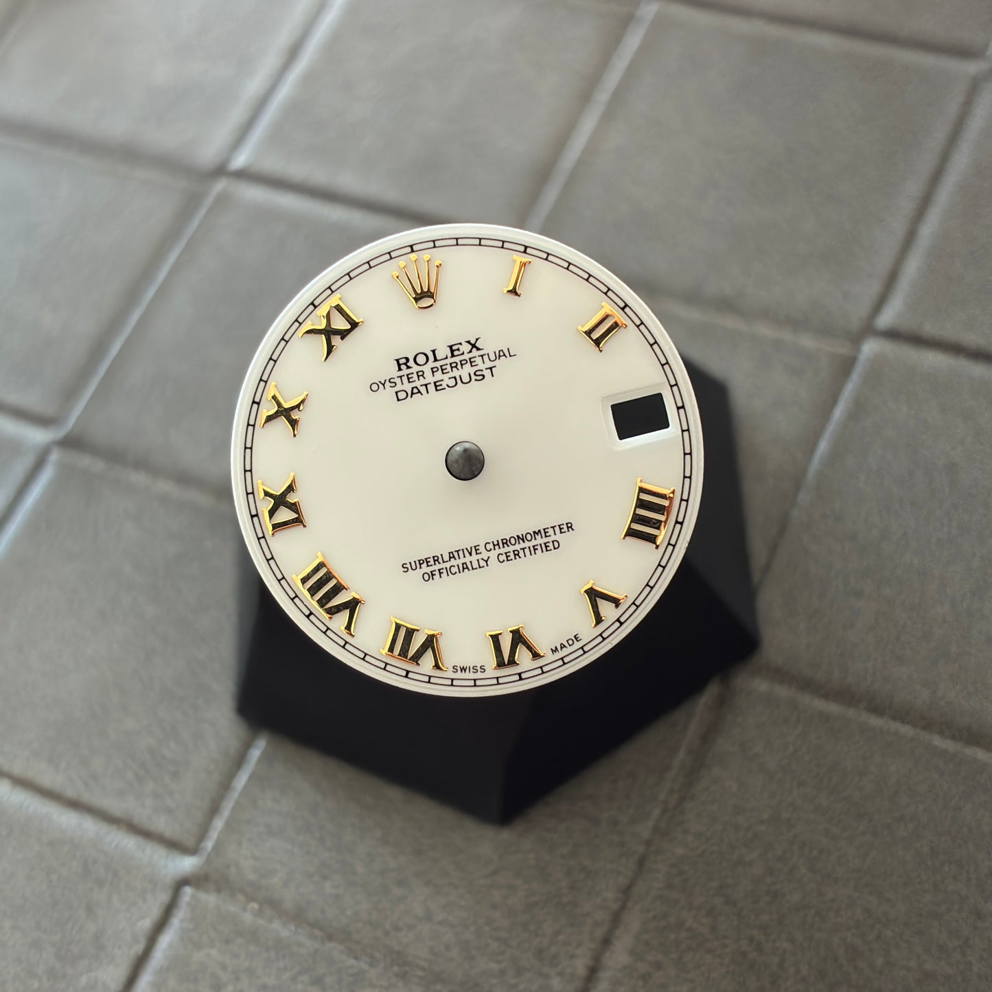 Authentic White Dial with Yellow Gold Roman Numerals for Rolex Datejust 31mm Model (Ref. 278273)