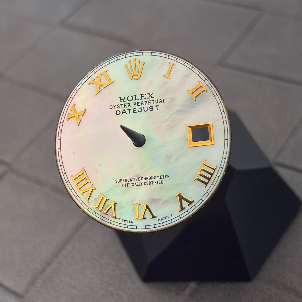 Damaged Authentic MOP (Mother Of Pearl) Dial for Datejust 36mm (Ref. 116233)